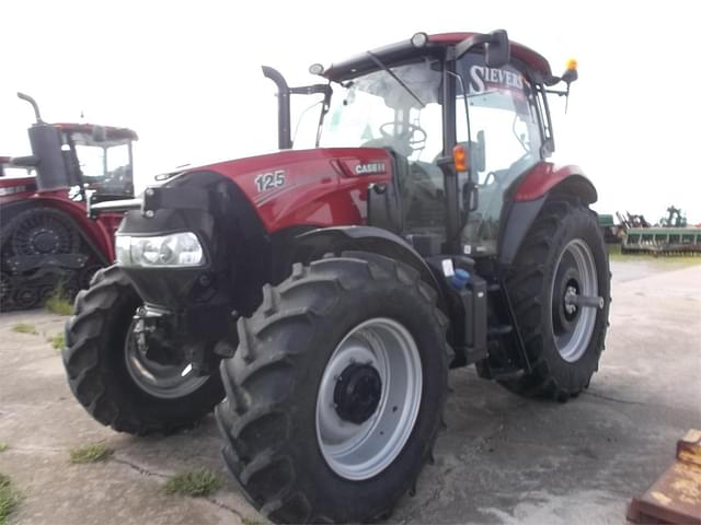 Image of Case IH Maxxum 125 equipment image 3