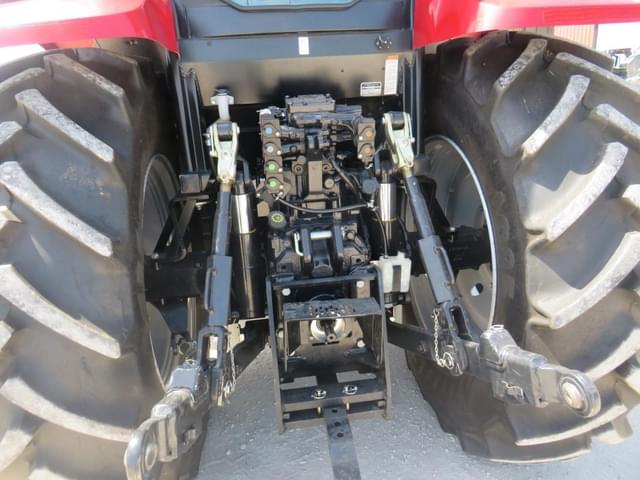 Image of Case IH Maxxum 150 equipment image 4