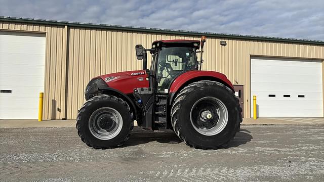 Image of Case IH Optum 300 equipment image 1