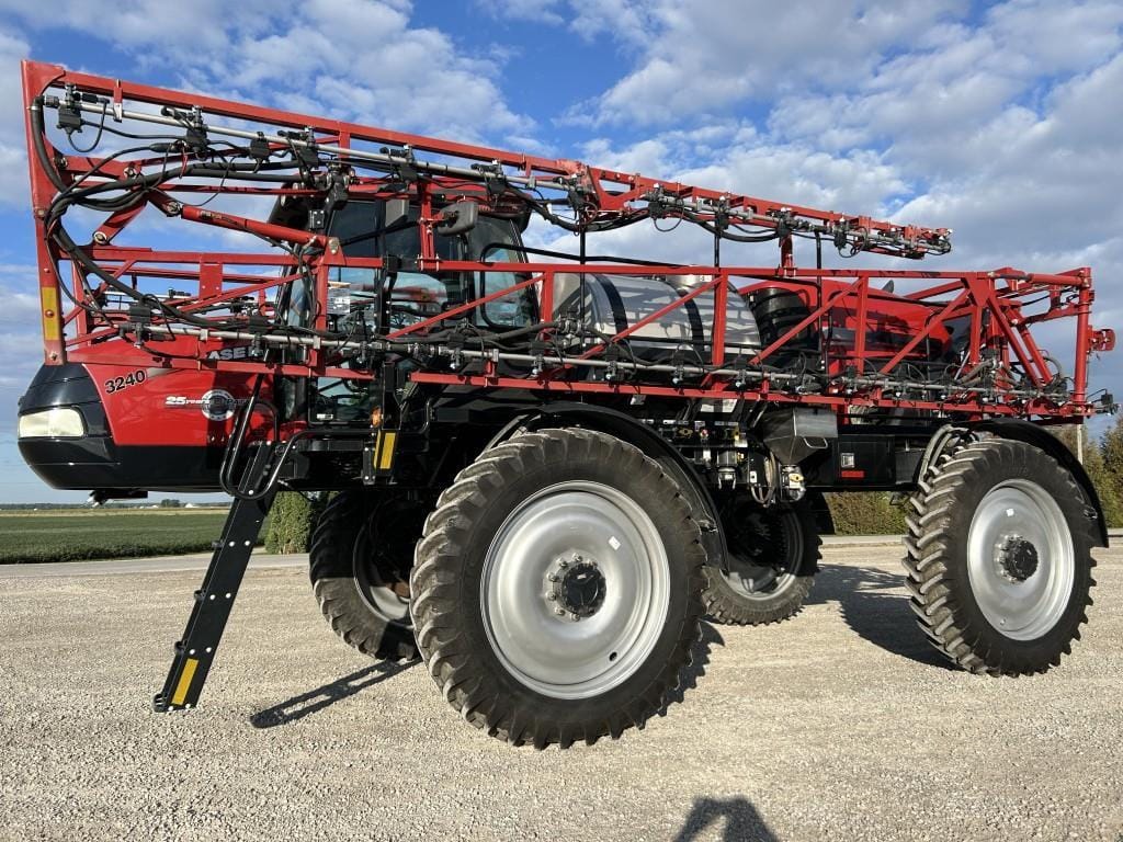 2017 Case IH 3240 Patriot Equipment Image0