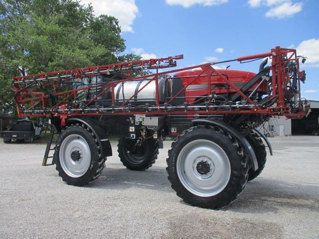 Image of Case IH Patriot 3240 equipment image 4