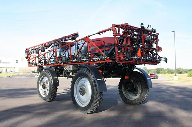 Image of Case IH Patriot 3340 equipment image 2