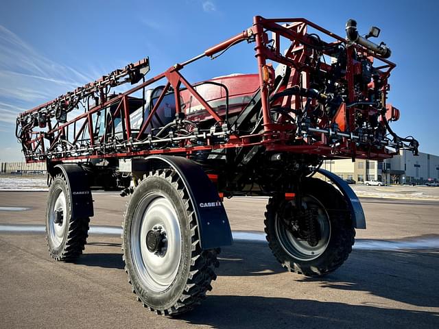 Image of Case IH Patriot 3340 equipment image 2