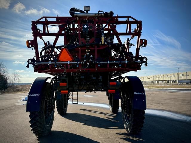 Image of Case IH Patriot 3340 equipment image 3