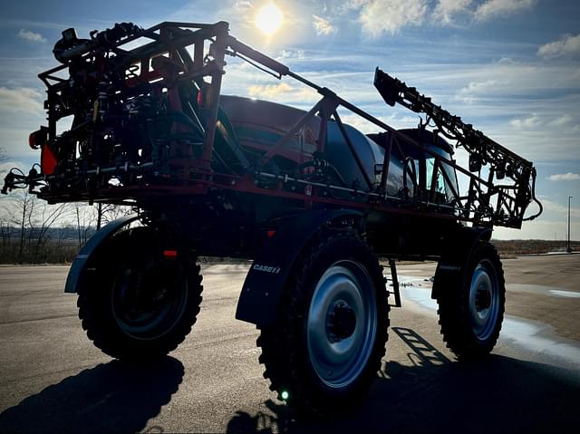 Image of Case IH Patriot 3340 equipment image 4