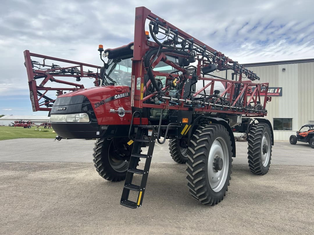 Image of Case IH Patriot 3340 Primary image