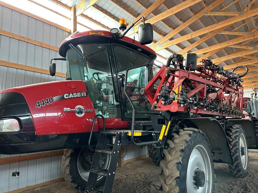 Image of Case IH Patriot 4440 Primary image