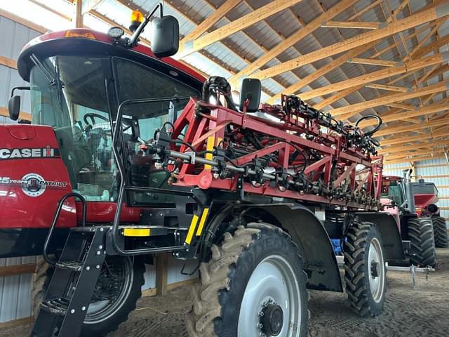 Image of Case IH Patriot 4440 equipment image 3