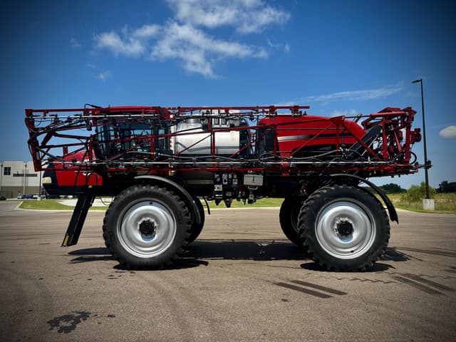 Image of Case IH Patriot 4440 equipment image 1