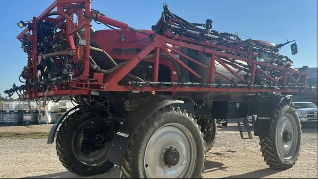 Image of Case IH Patriot 4440 equipment image 2