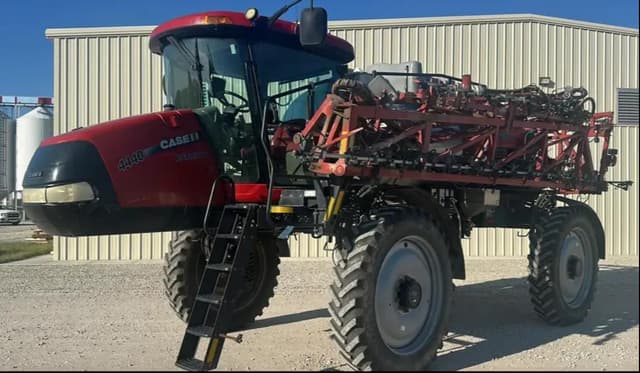 Image of Case IH Patriot 4440 equipment image 1