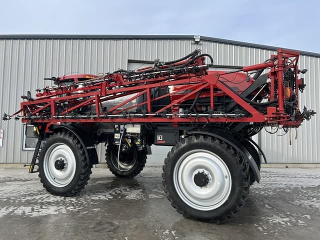 Image of Case IH Patriot 4440 equipment image 4