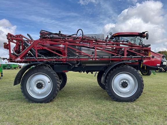 Image of Case IH Patriot 4440 equipment image 2