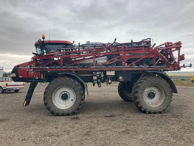 Image of Case IH Patriot 4440 equipment image 2