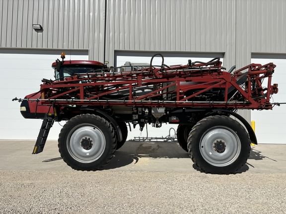 Main image Case IH Patriot 4440