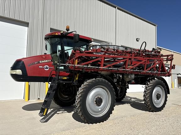 Image of Case IH Patriot 4440 equipment image 3