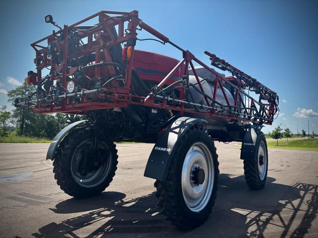Image of Case IH Patriot 4440 equipment image 4