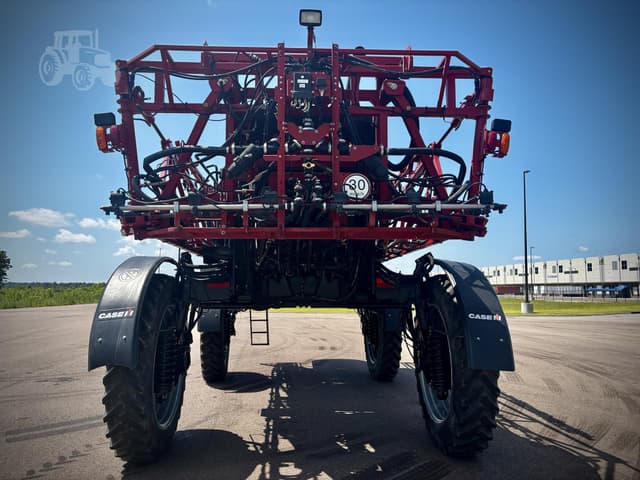 Image of Case IH Patriot 4440 equipment image 3