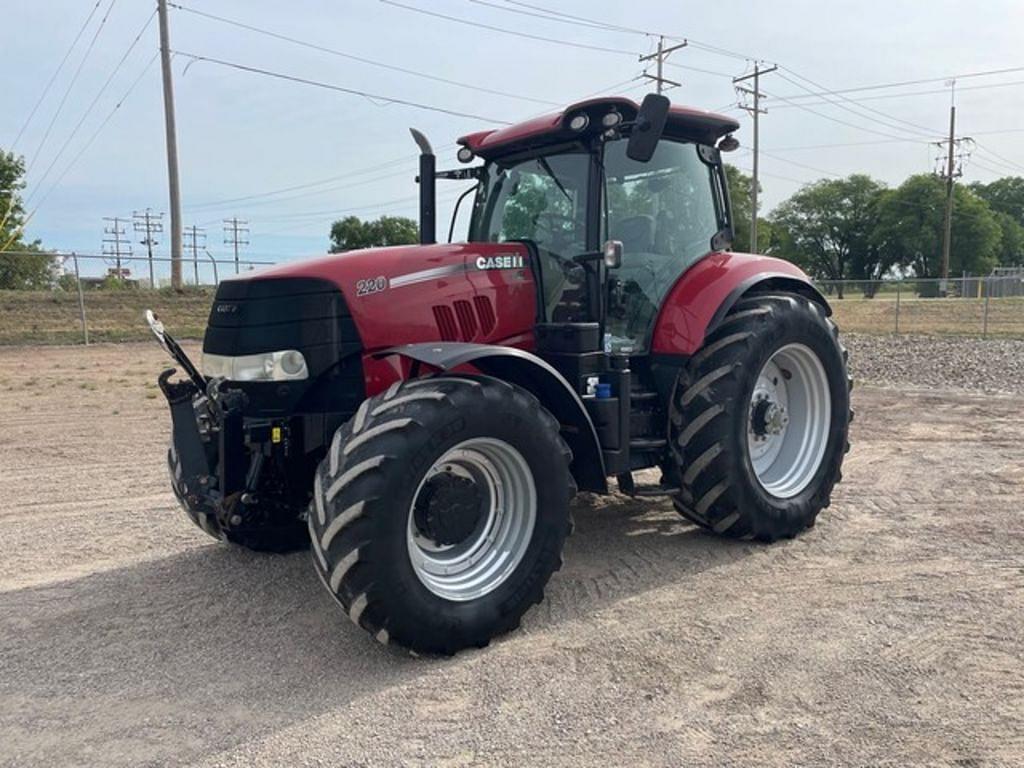 Image of Case IH Puma 220 Image 0