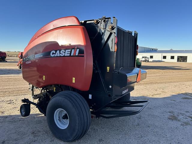 Image of Case IH RB565 equipment image 1