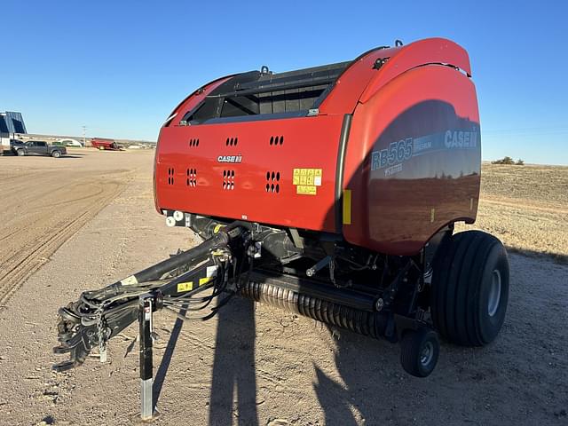 Image of Case IH RB565 equipment image 4