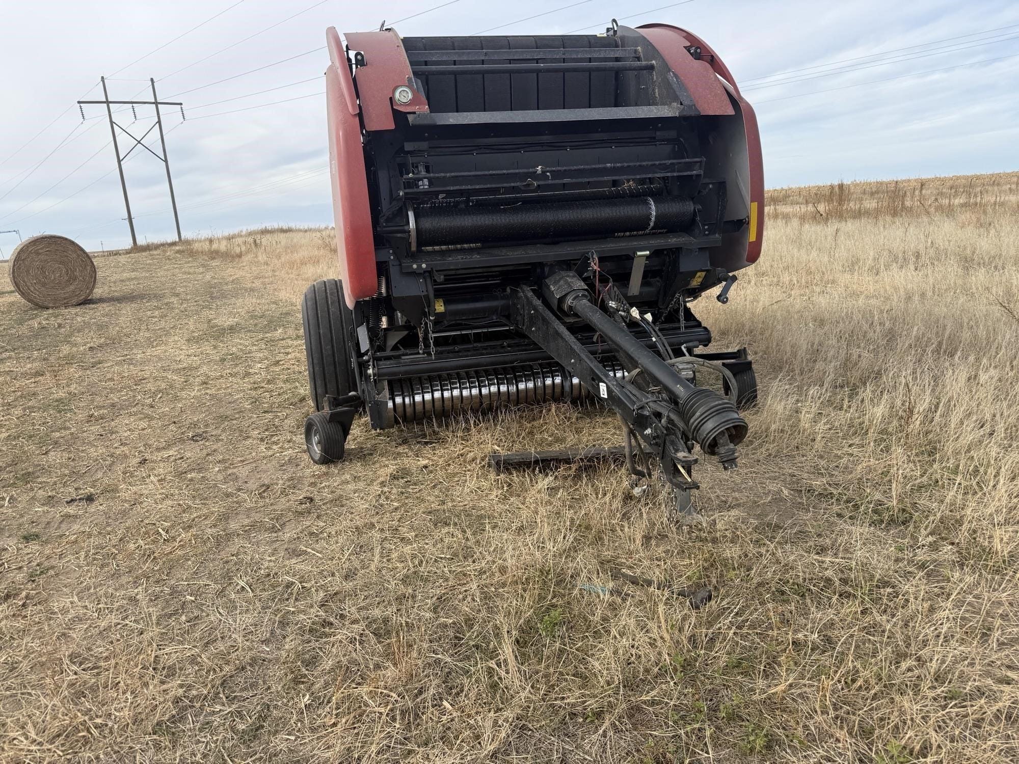 2017 Case IH RB565 Equipment Image0
