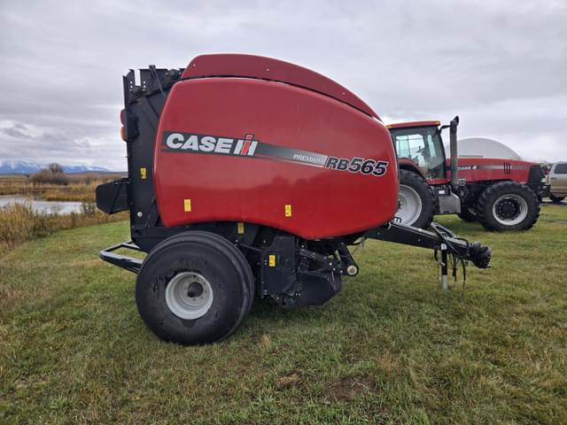 Image of Case IH RB565 equipment image 3