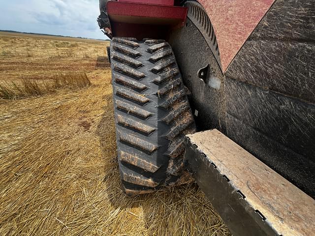 Image of Case IH Steiger 620 Quadtrac equipment image 4