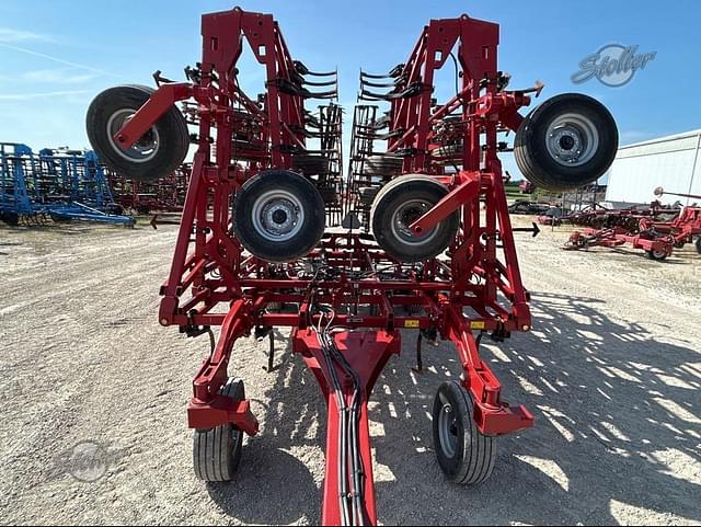 Image of Case IH Tigermate 255 equipment image 3