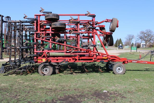 Image of Case IH Tigermate 255 equipment image 2