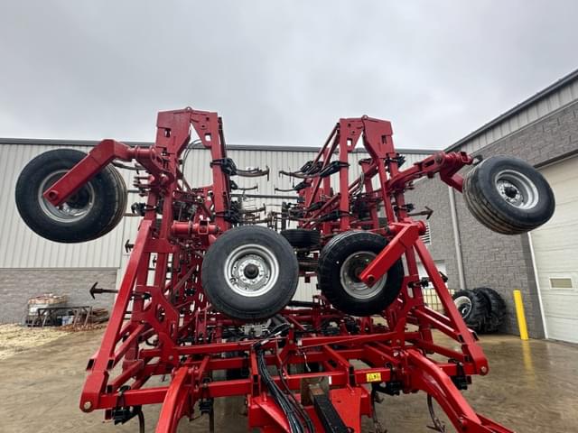 Image of Case IH Tigermate 255 equipment image 2