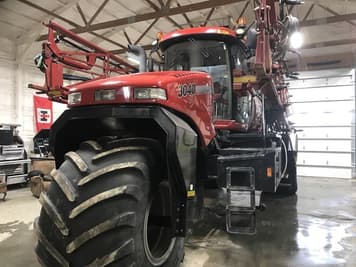 Main image Case IH Titan 3040