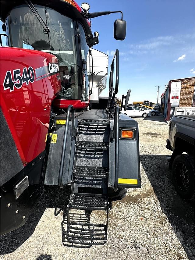 Image of Case IH Titan 4540 equipment image 2