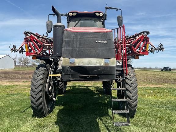 Image of Case IH 5550 Trident equipment image 2