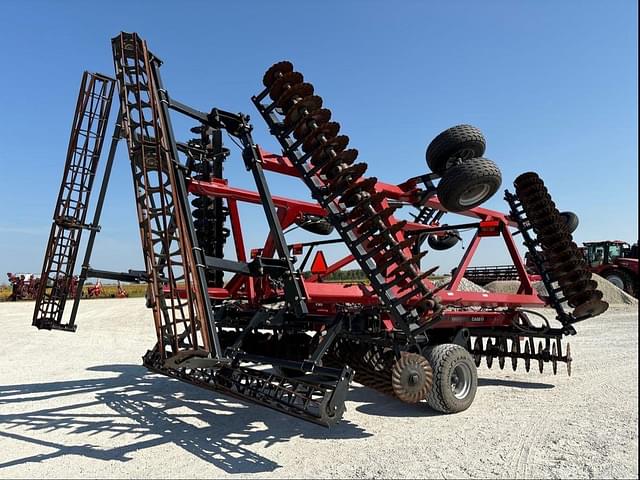 Image of Case IH 335VT equipment image 2