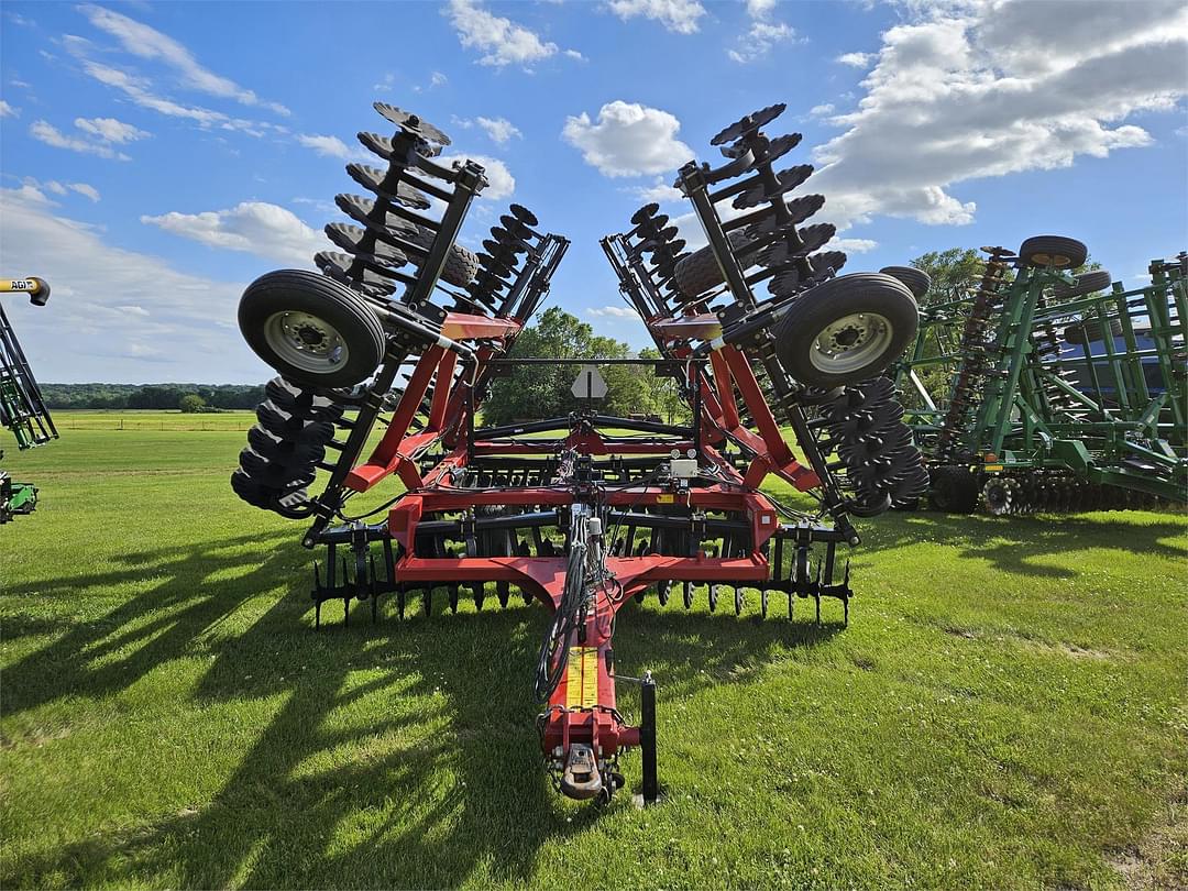 Image of Case IH True Tandem 335VT Image 1