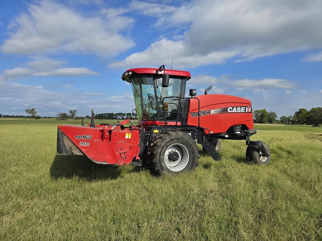 Image of Case IH WD2104 Primary image