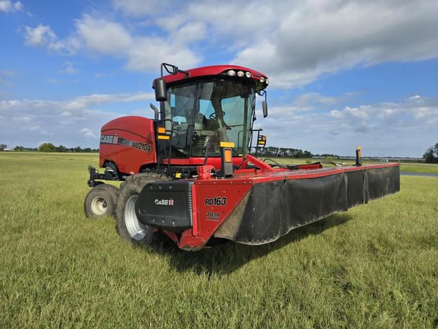 Image of Case IH WD2104 equipment image 3