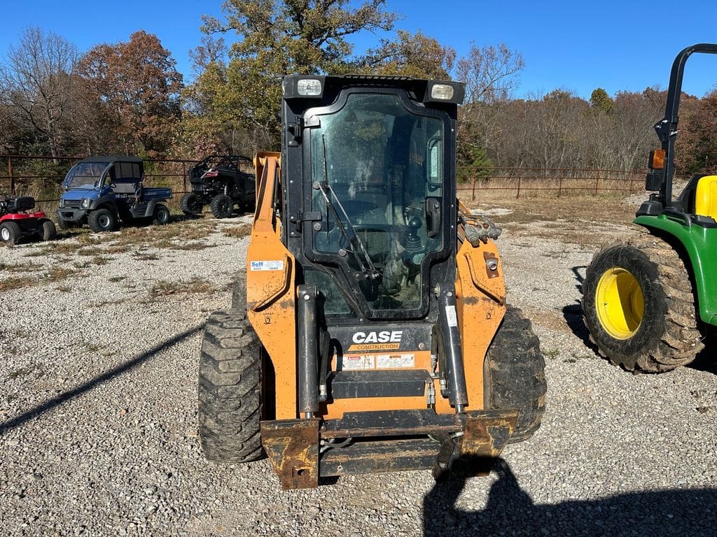 2017 Case SR240 Equipment Image0