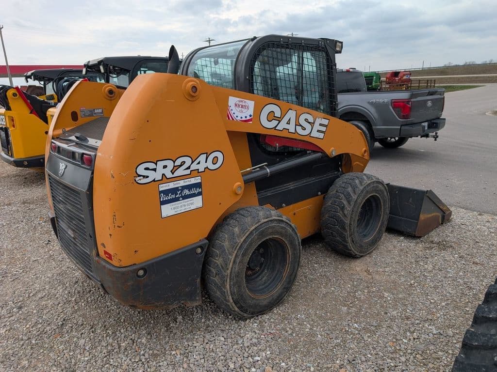 Image of Case SR240 Image 1