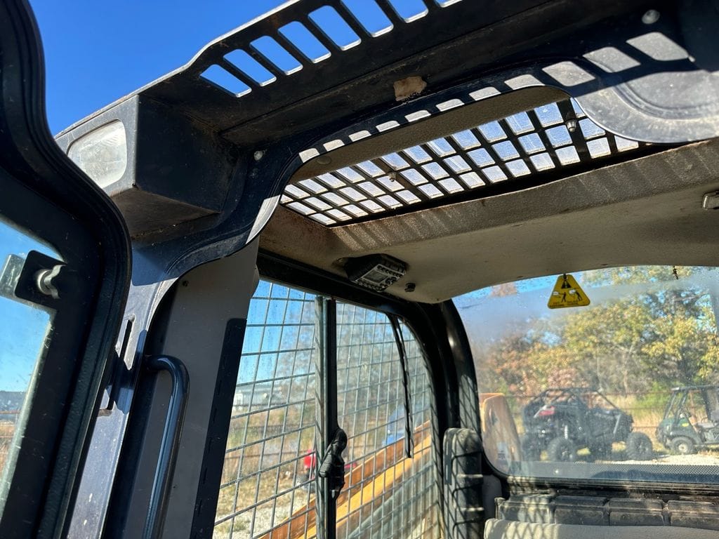 2017 Case SR240 Equipment Image0