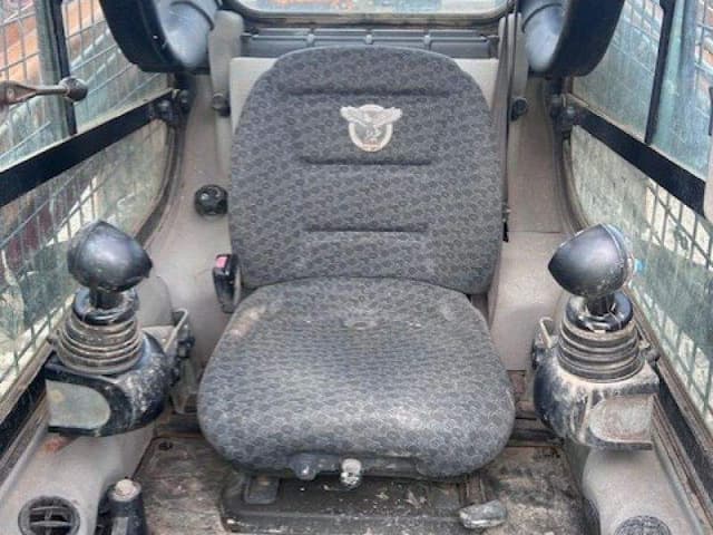 Image of Case TR310B equipment image 2