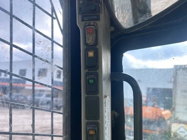 Image of Case TR310B equipment image 1