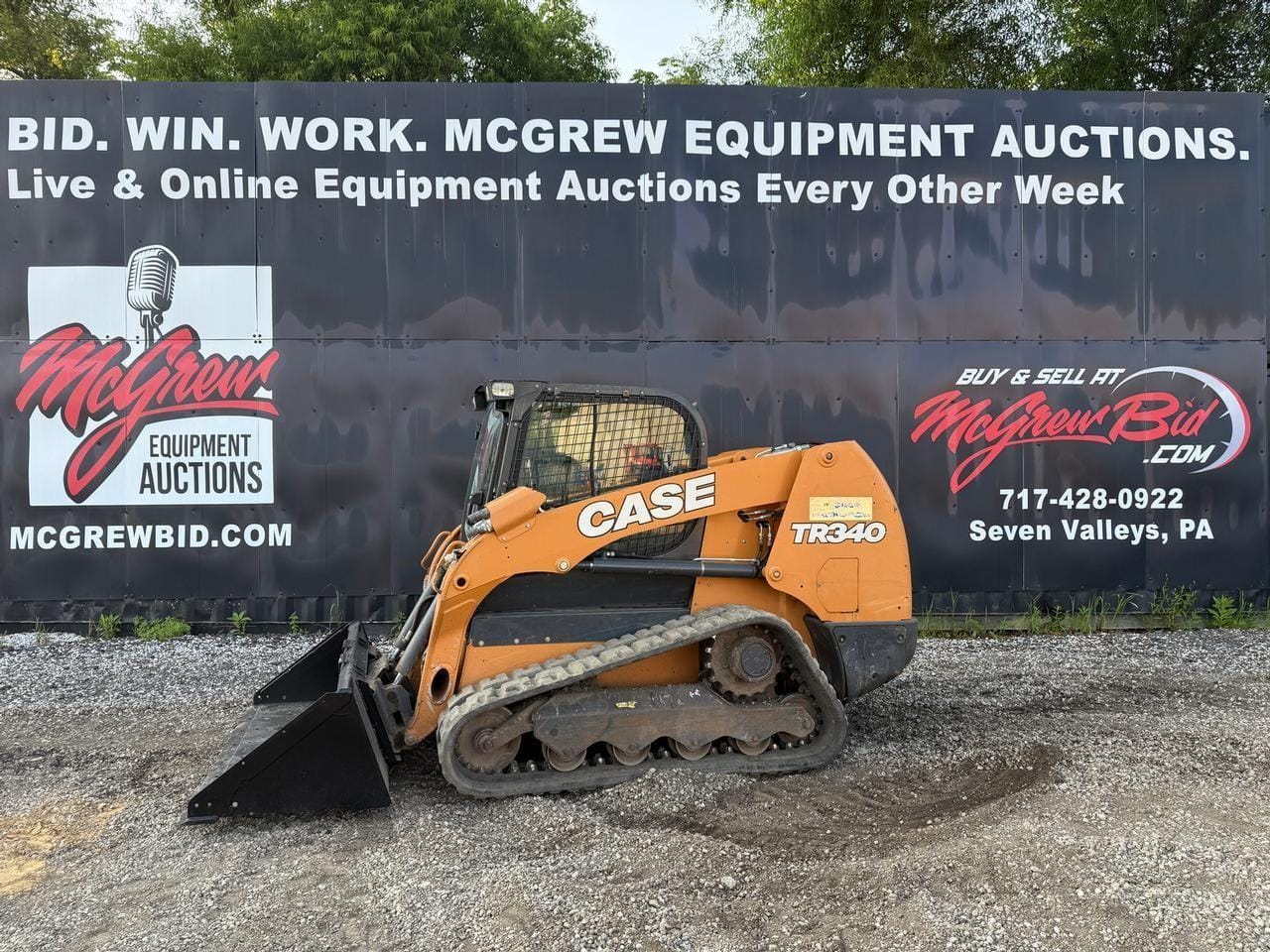 2017 Case TR340 Equipment Image0
