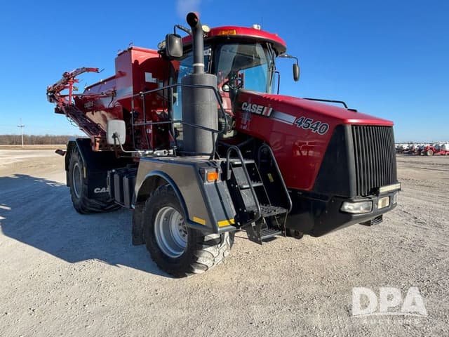 Image of Case IH Titan 4540 equipment image 4
