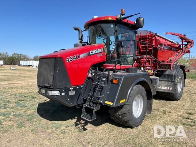 Image of Case IH Titan 4540 equipment image 1
