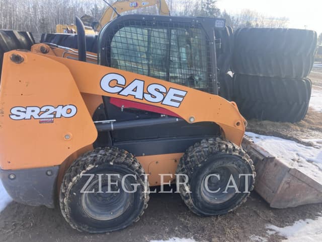 Image of Case SR210 equipment image 1