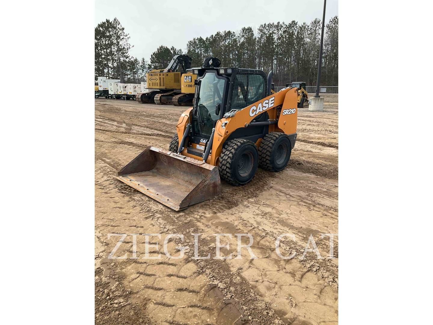 2017 Case SR210 Equipment Image0