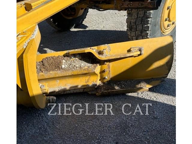 Image of Caterpillar 12M3 equipment image 1