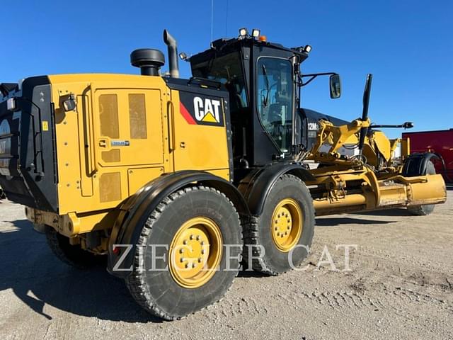 Image of Caterpillar 12M3 equipment image 3
